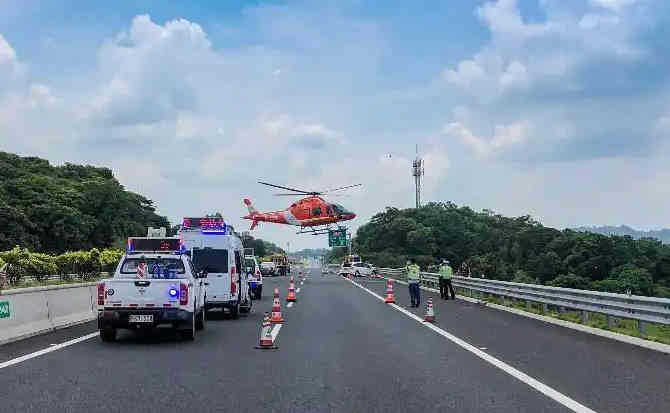 阿克塞高速公路汽车救援案例